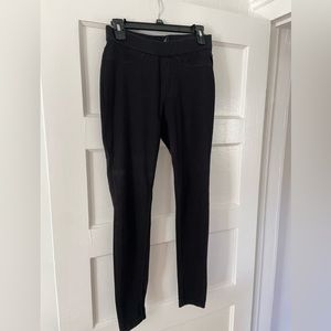 HUE Black Jeggings